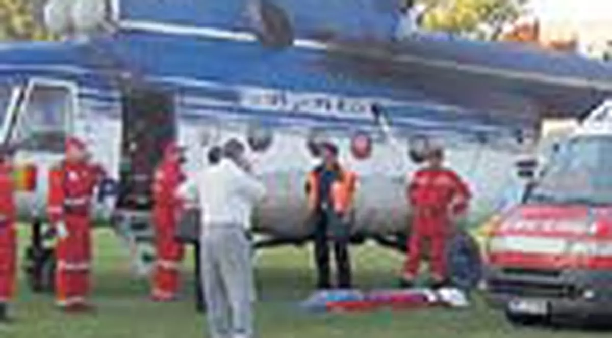 Subofiter SRI si doi jandarmi, grav raniti intr-un accident