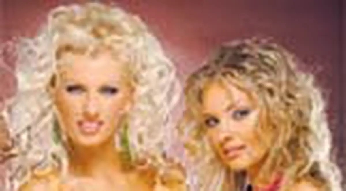 Andreea Banica isi invita fanii in videoclip