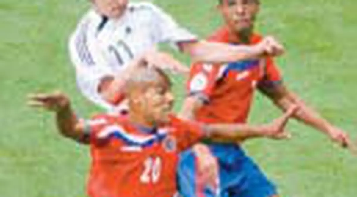 Nemtii au inceput bombardamentul