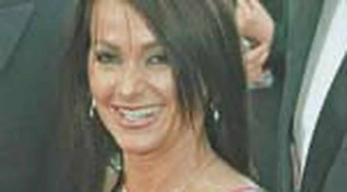 Nadia Comaneci a devenit mama