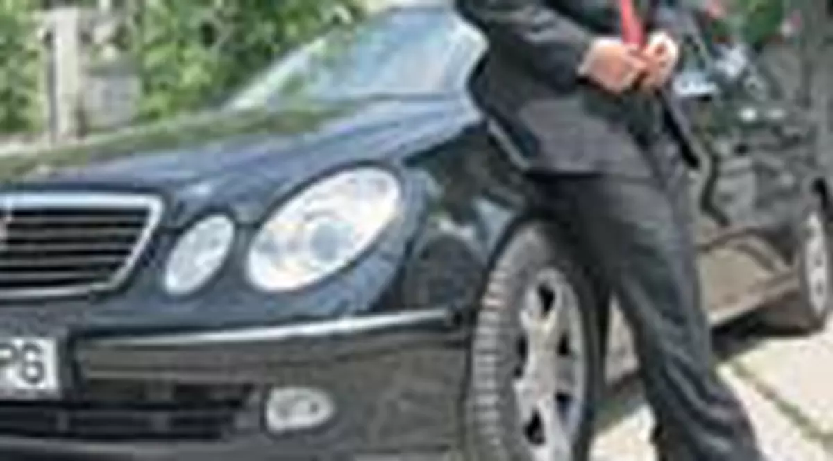 Indragostit de masina sa