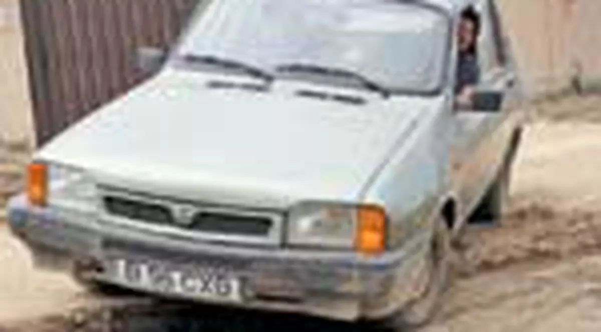 Saracii raman cu masinile stricate