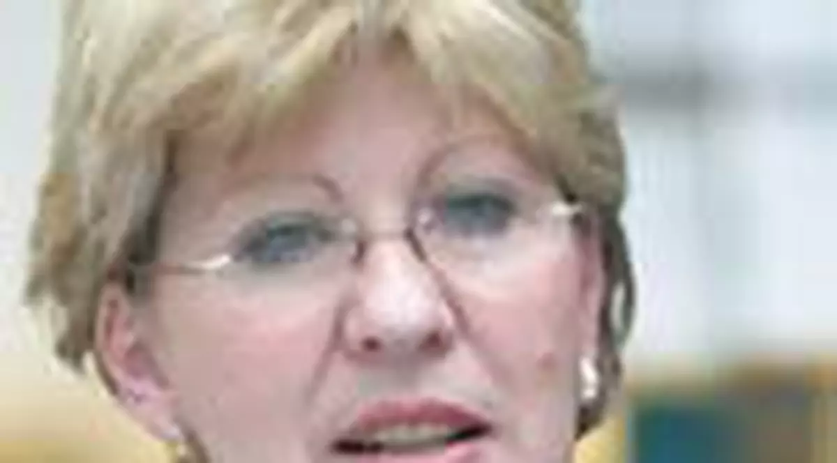 Autoritatile, in direct cu cititorii