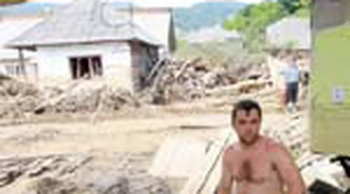 'Am crezut ca-mi intra Loganu' pe fereastra'