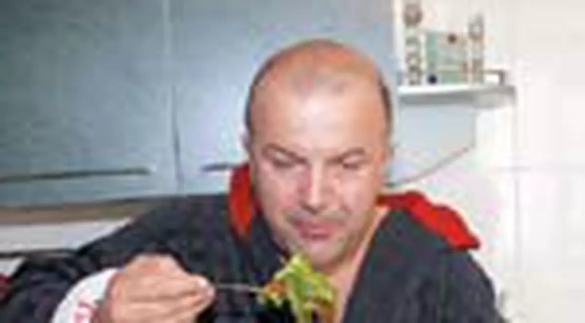 Florin Petrescu face cura de salate de cruditati