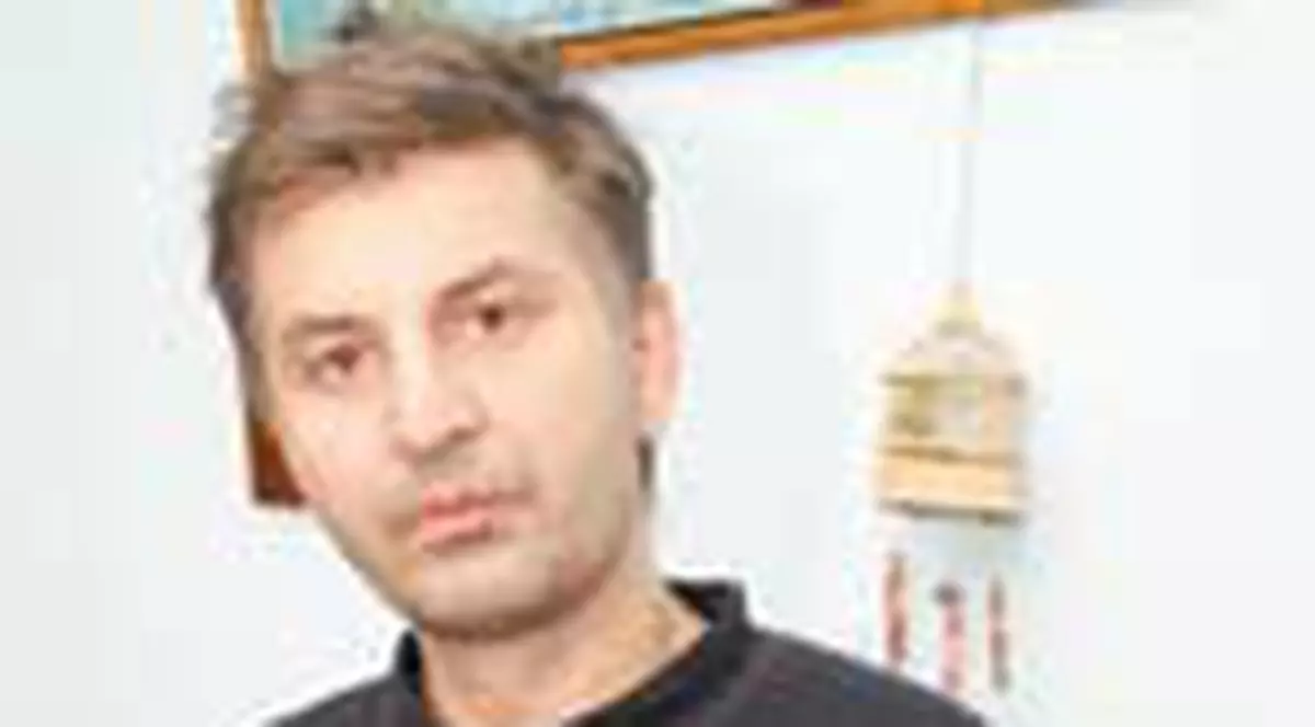 Incercarile care  l-au impins la sinucidere pe  tatal Larisei