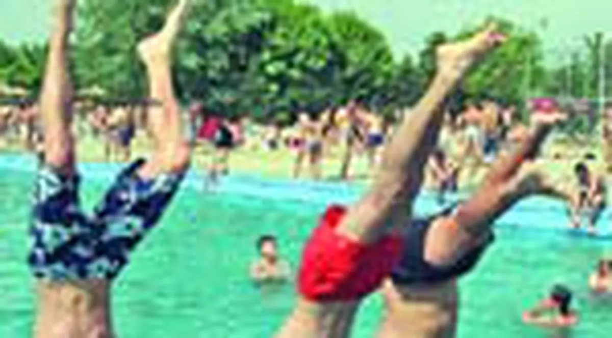 6 romani ucisi de caldura