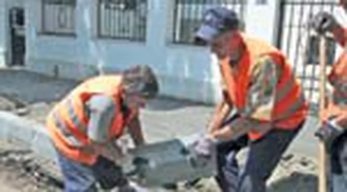 Borduri ciobite, in locul celor din granit