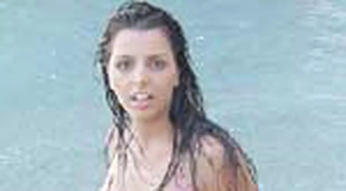 Madalina Radu si-a pus silicoane de 3.800 de euro