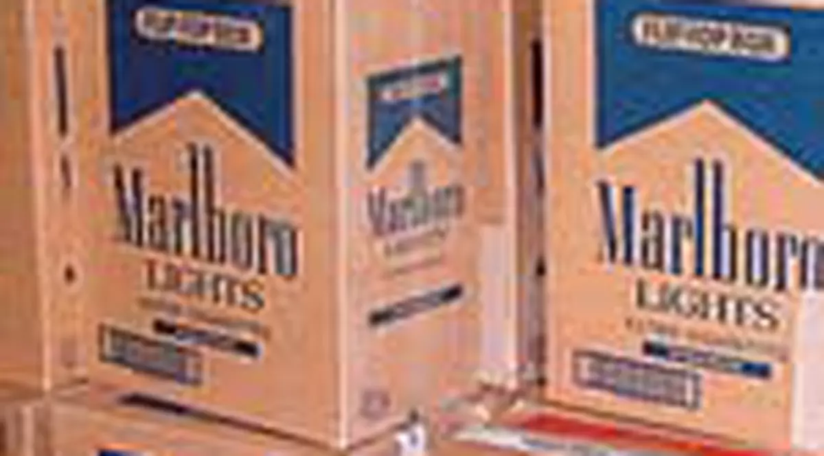 Contrabanda de tigari in pietele sectorului 6