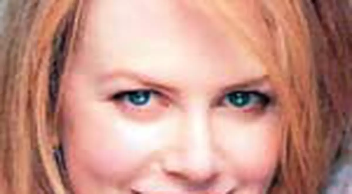 Cu ochii larg inchisi