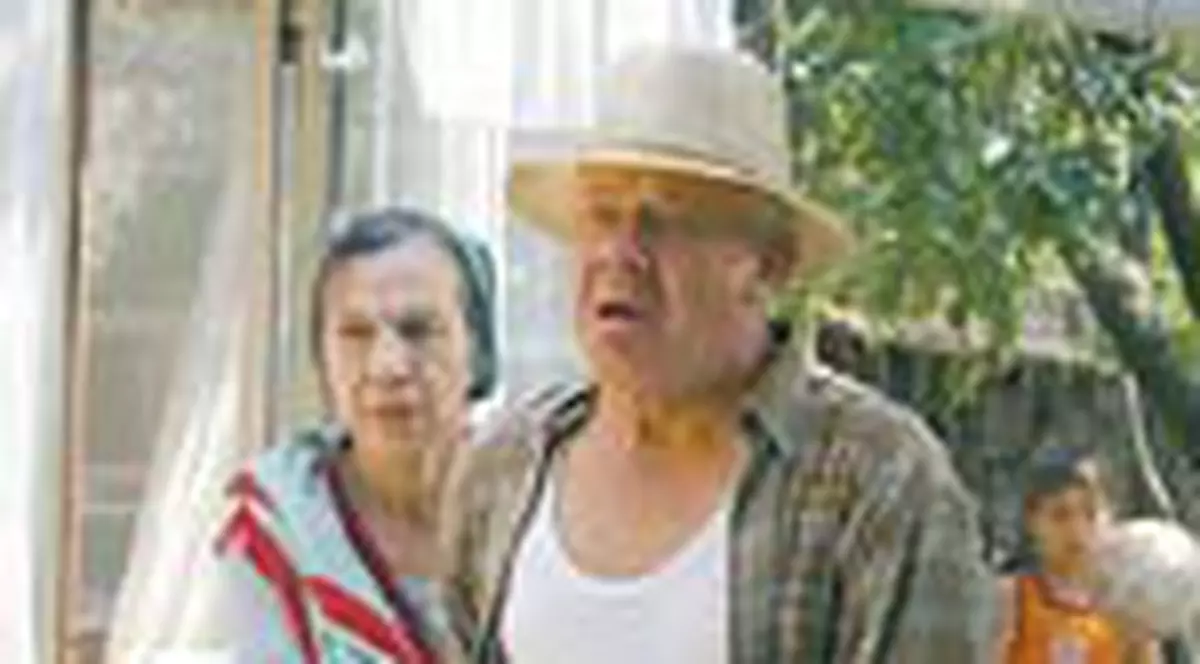 Fiul lui Florentin Petre, rol principal intr-un film