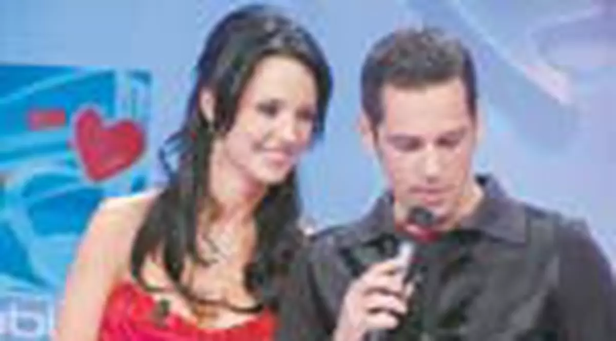 Si-au cumparat din Hawaii verighetele