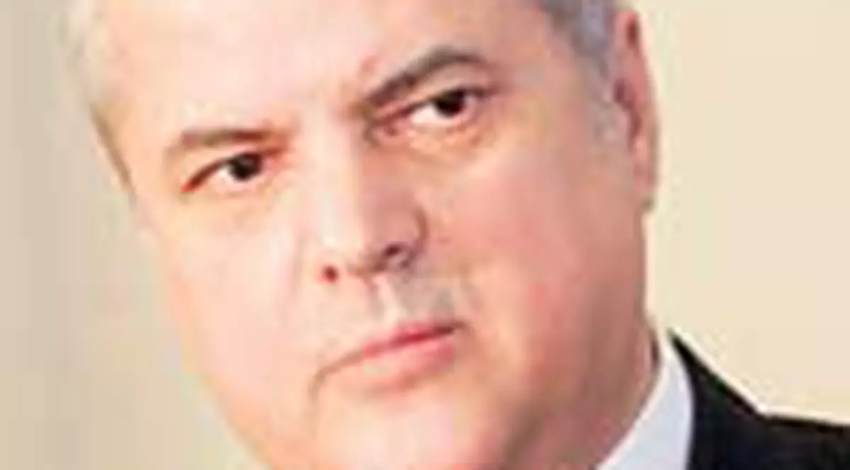 Adrian Nastase nu pleaca din PSD