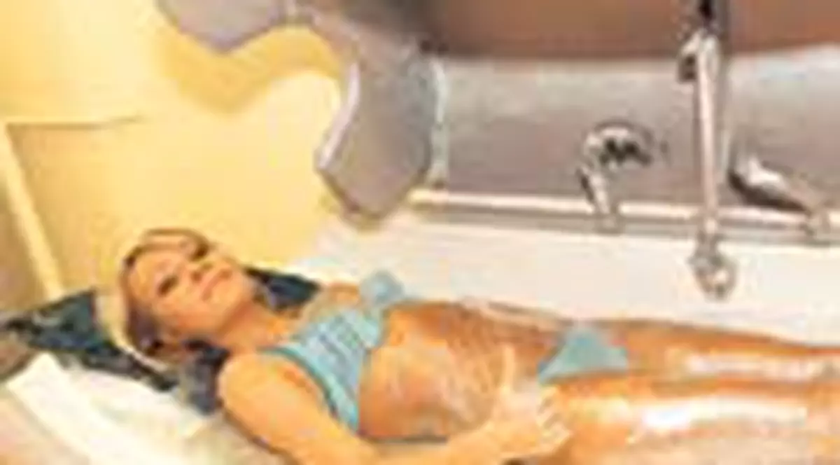 Uni-k a slabit intr-o capsula cu infrarosii