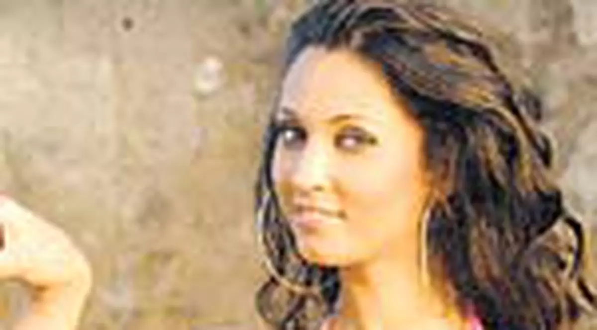 Luciu: 'Nu va mai holbati la mine!'