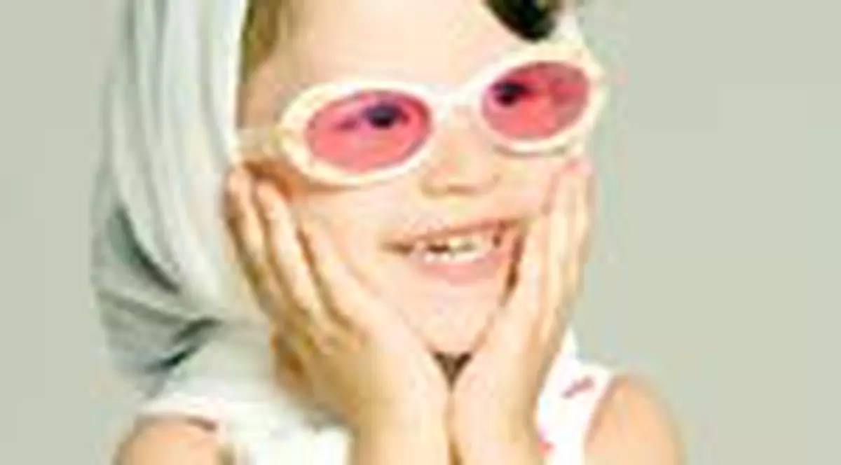 Cleopatra: 1.000 € pentru o piesa