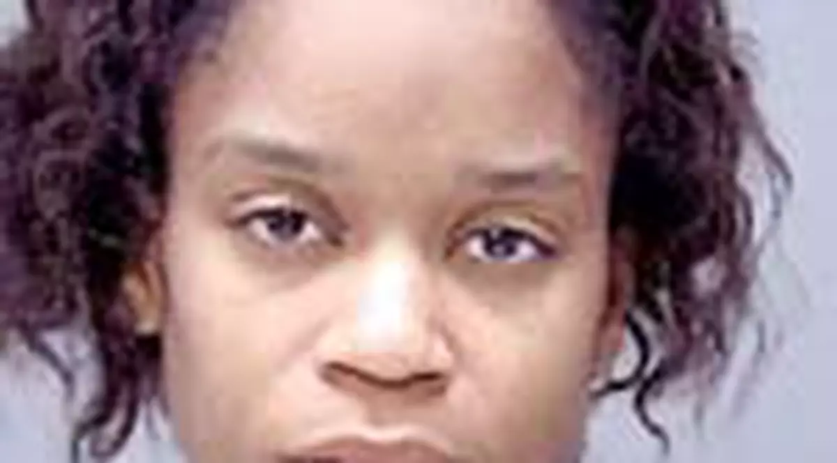 Bebelus 'copt' de mama la microunde