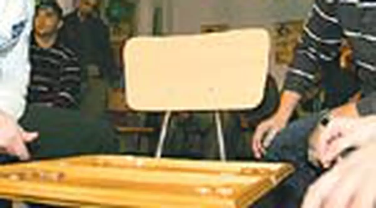 Ponta si Gusa, studenti pentru o zi