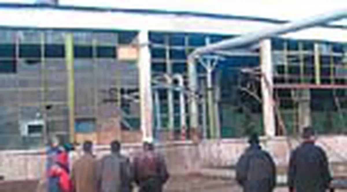 Explozie la o fabrica de mobila