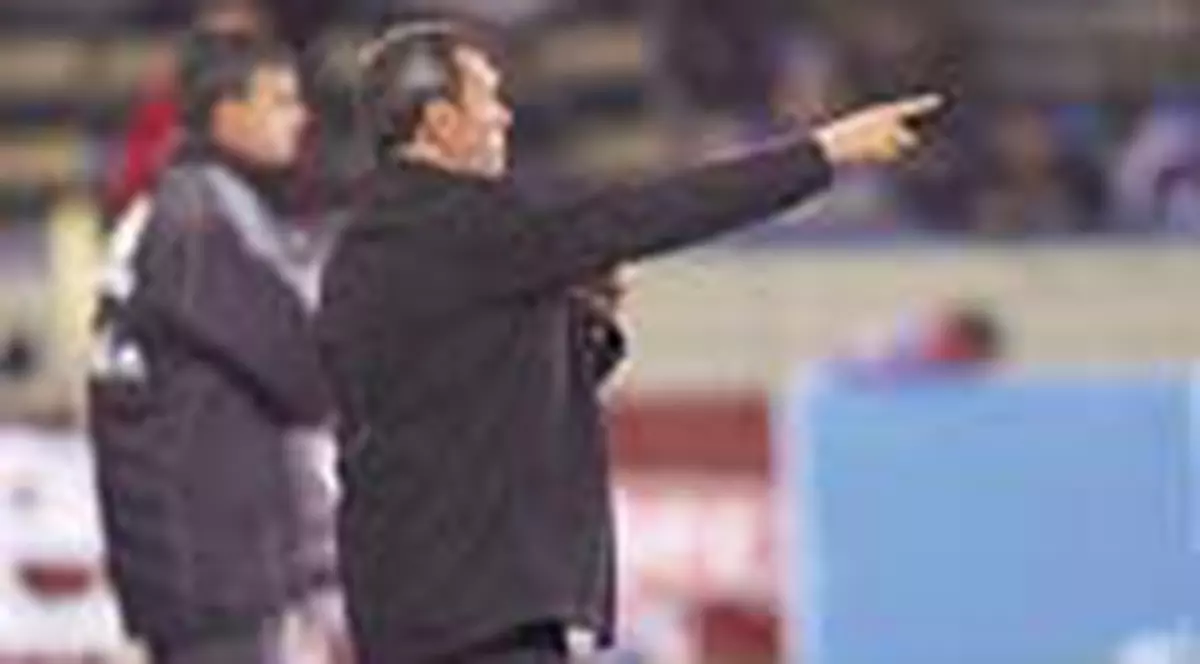 Rednic: 'Gura mica, actionarilor!'