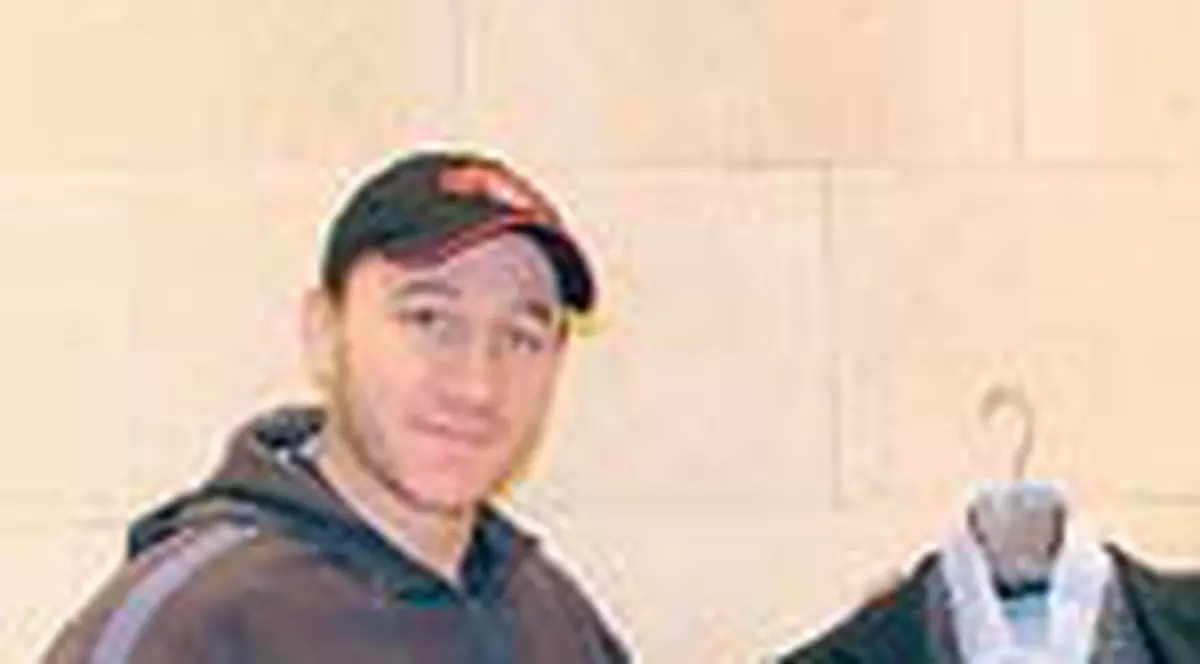 Hocheistii militari, imbracati la patru ace