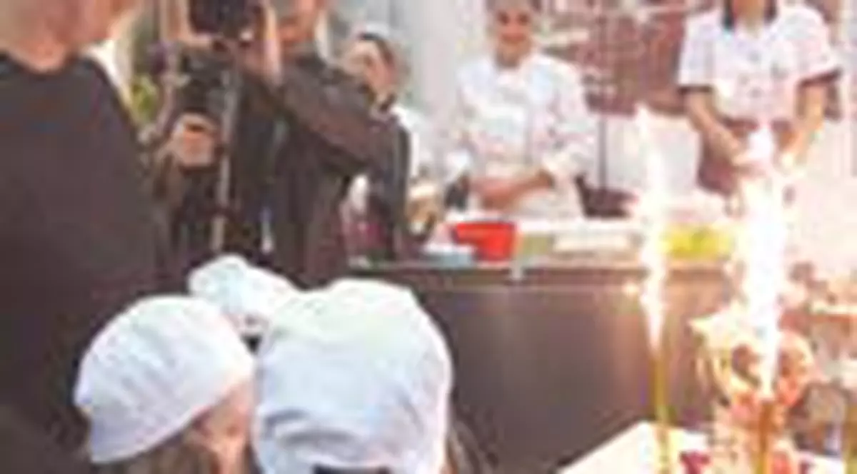 Inima de ciocolata pentru Octavian Belu