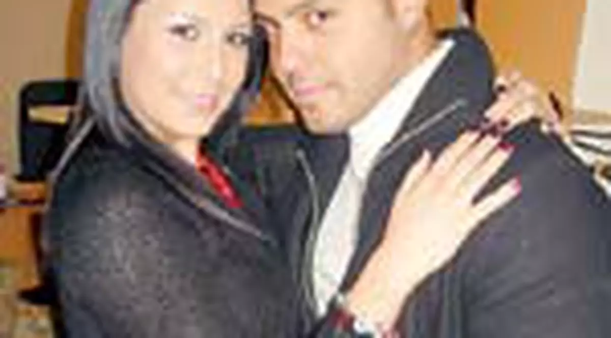 Mitoseru o ia de sotie pe Noemi chiar de ziua ei