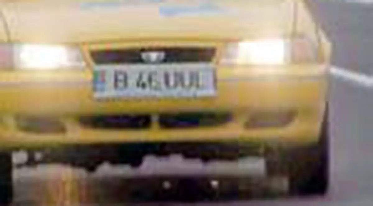 Cauta dreptate la 2.300 km de casa