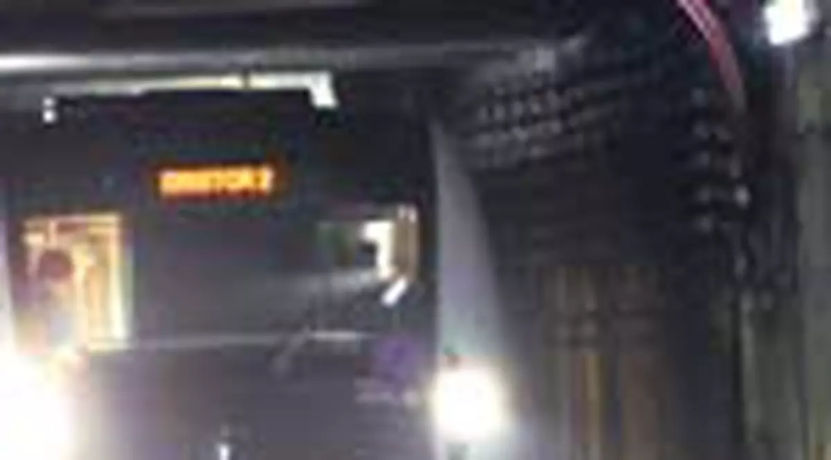 Puteti circula cu metroul!