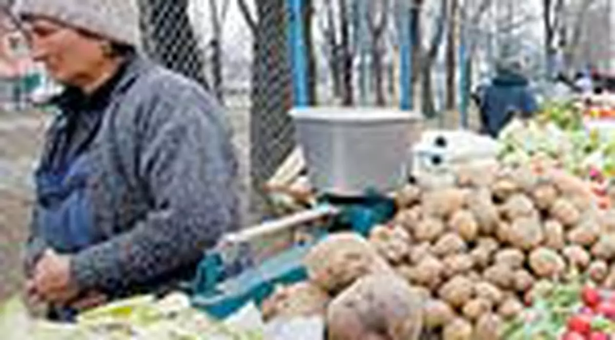 Primaria sectorului 5 demoleaza piata Ferentari