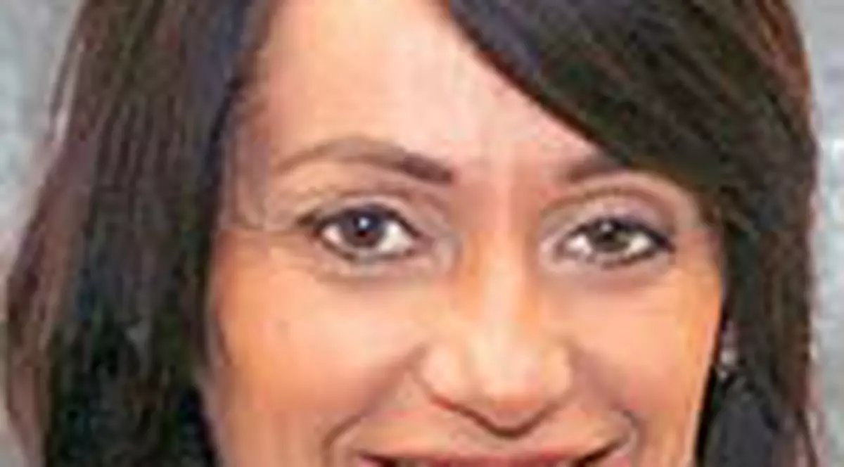 Nadia se va intalni cu Madonna la Paris