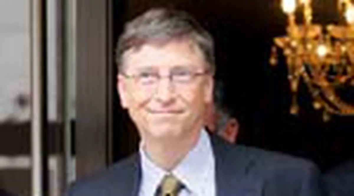 Bill Gates, costum de 3.000 de euro