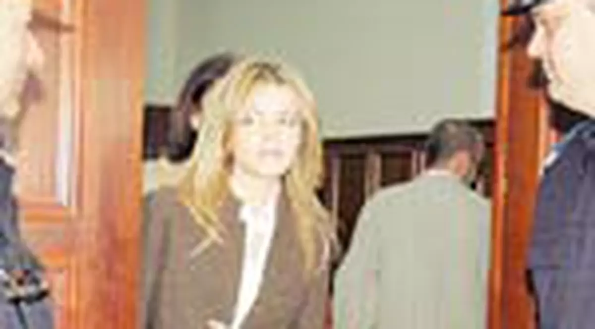 Alexandra Dinu nu renunta la Mario