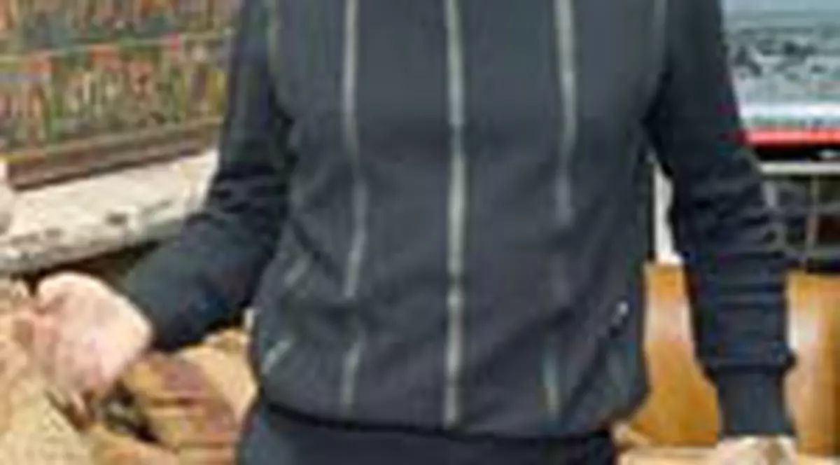 Sinistratii din Calea Grivitei  nu vor casele lui Becali