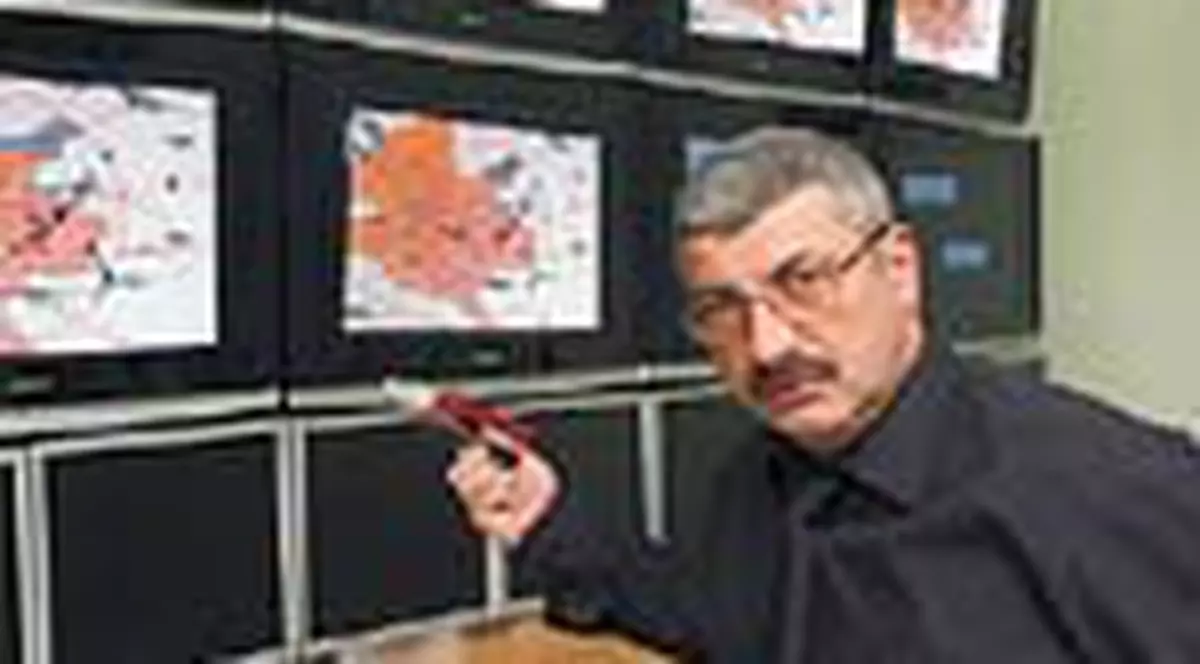 De aici isi supravegheaza Silviu Prigoana angajatii