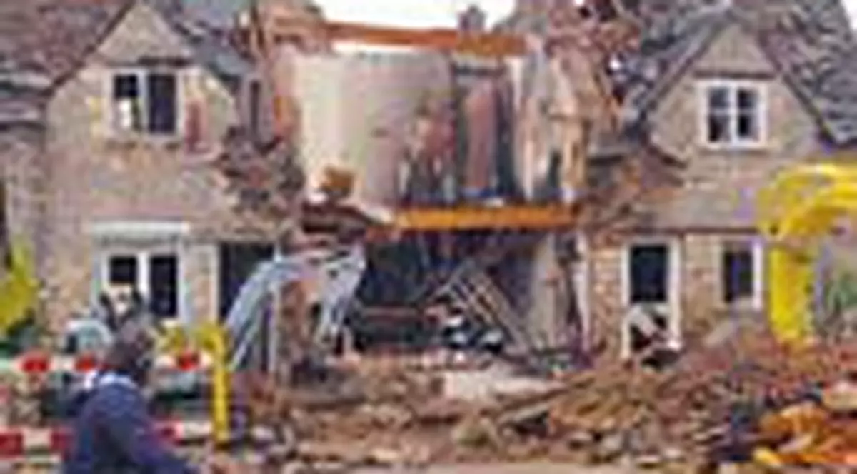 A scapat din mijlocul exploziei 