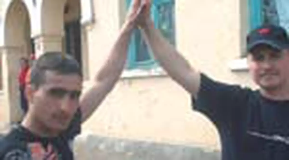 Castigatorii de la Loto stau fara apa  si curent 