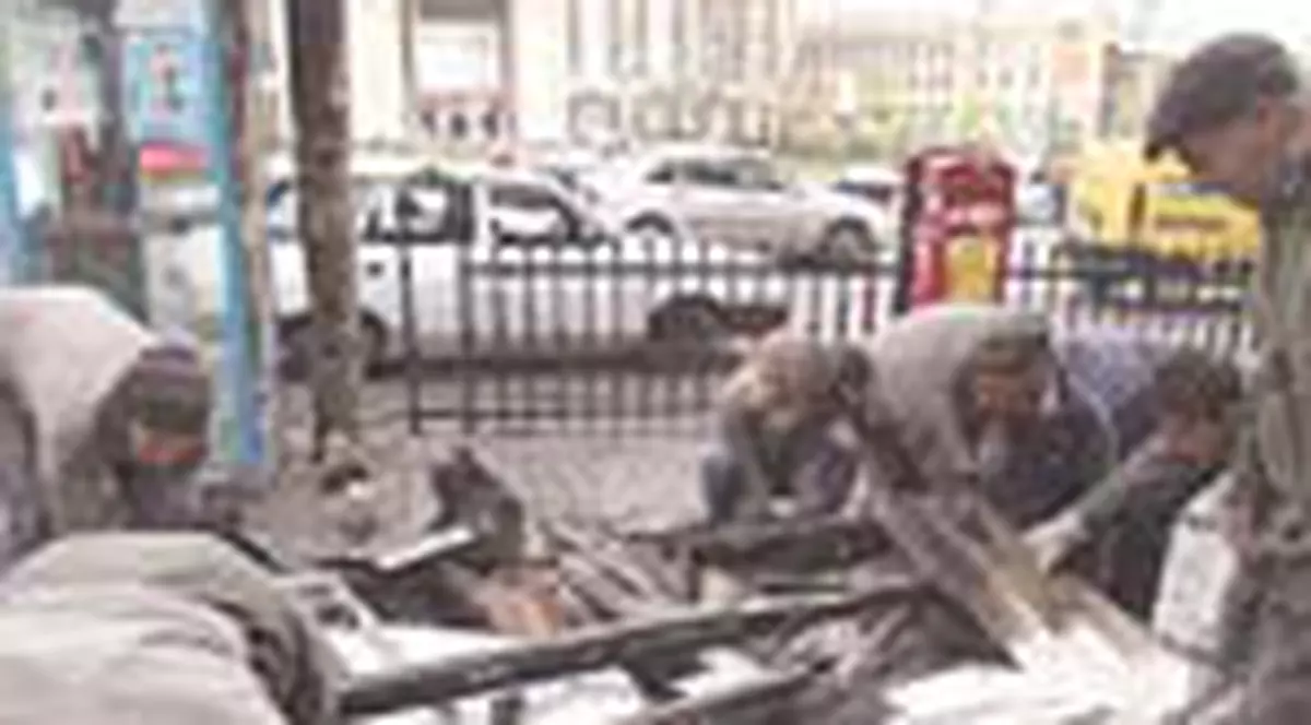 Un copil a murit ars in masina parintilor