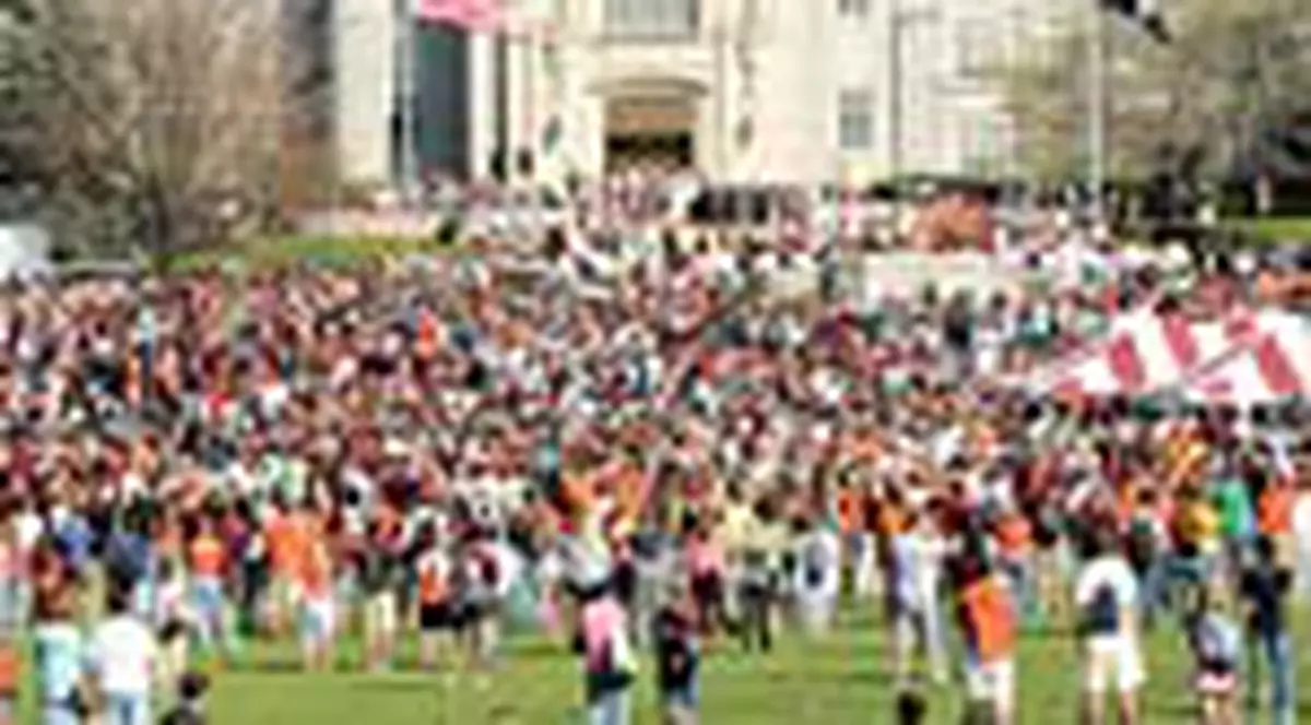 Studentii s-au intors la Universitatea groazei