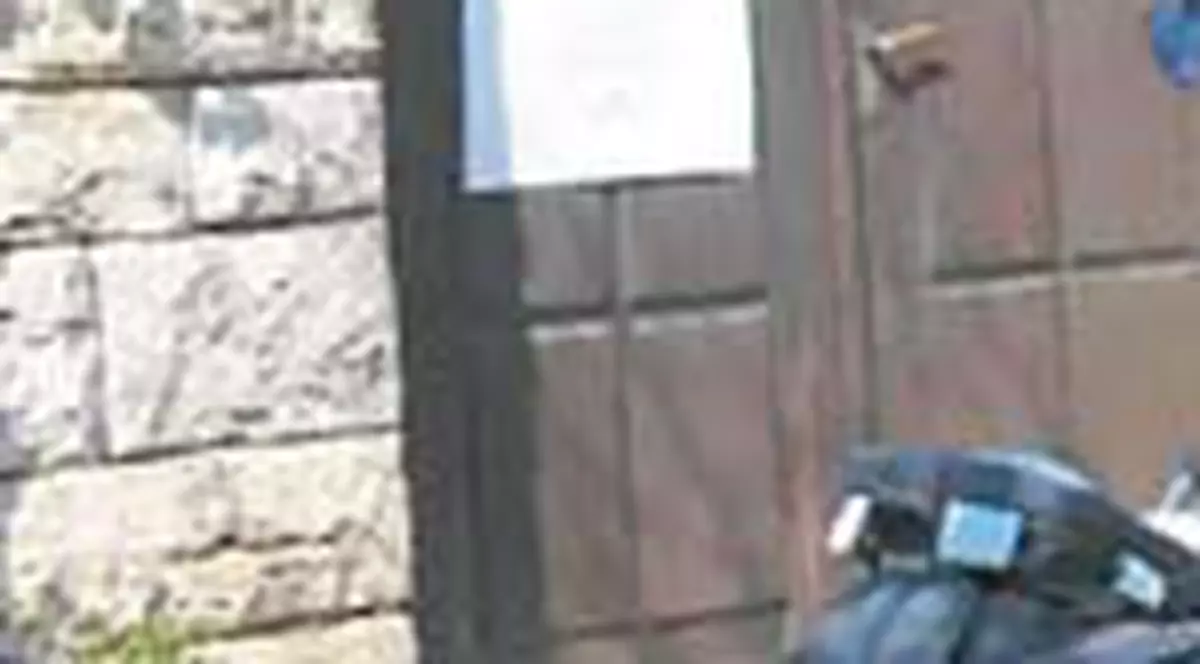 Se cauta parintii unui bebelus roman