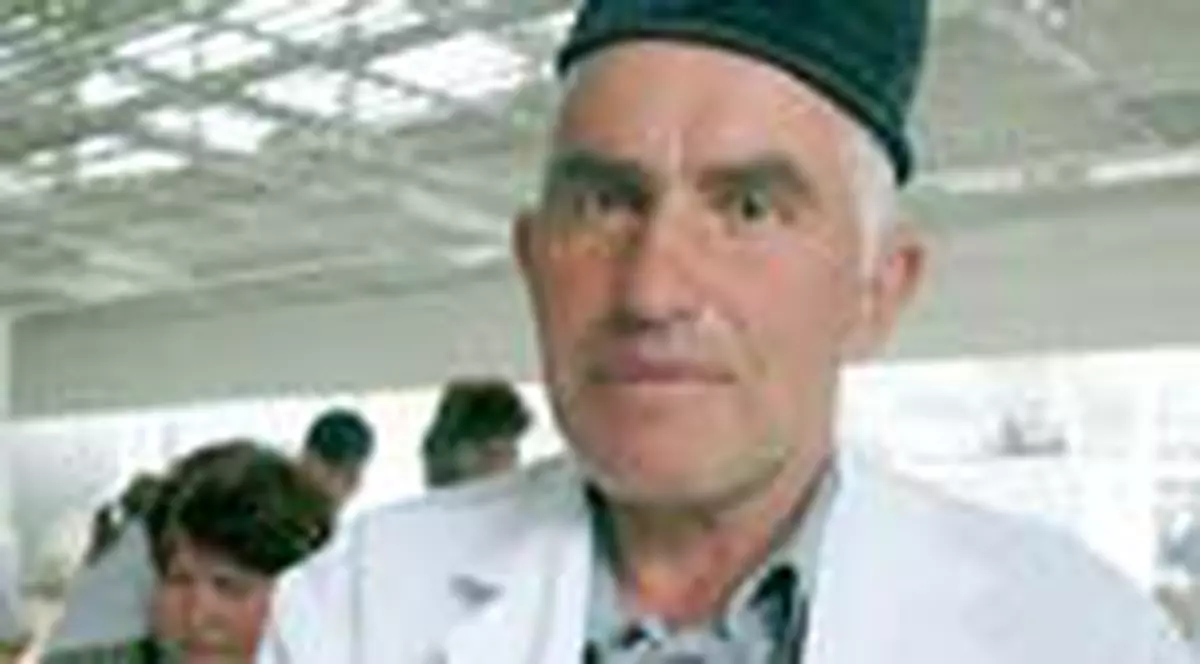 Branza vanduta de tarani se va gasi in continuare la taraba