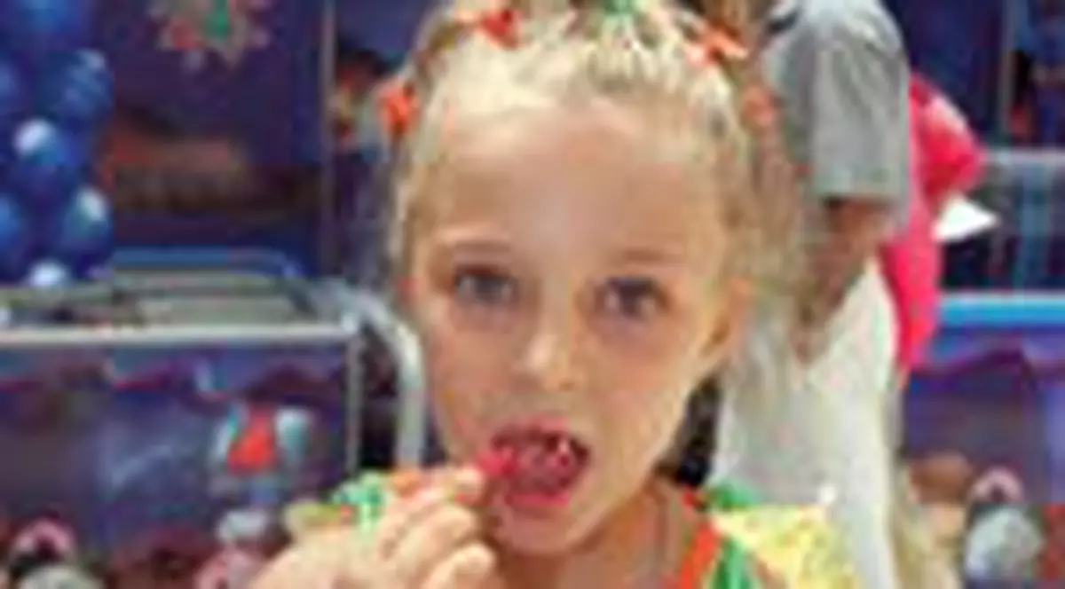 Poftiti la inghetata si dinozauri