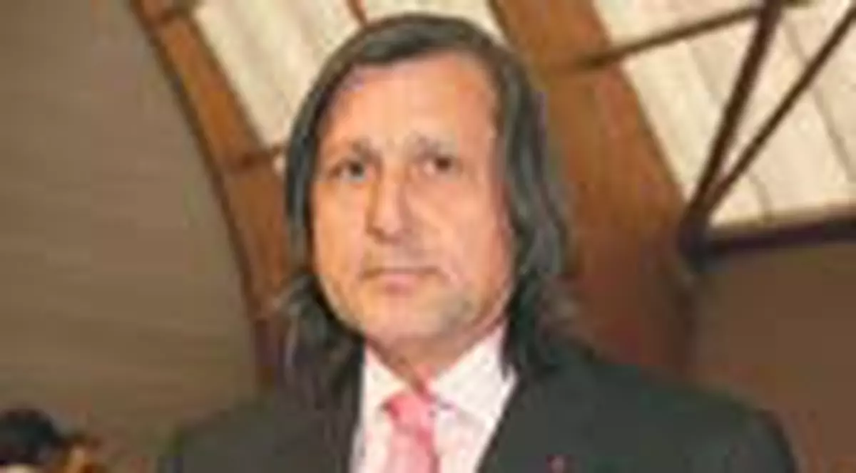 'Sunt prieten cu Nicolas Sarkozy de 30 de ani'