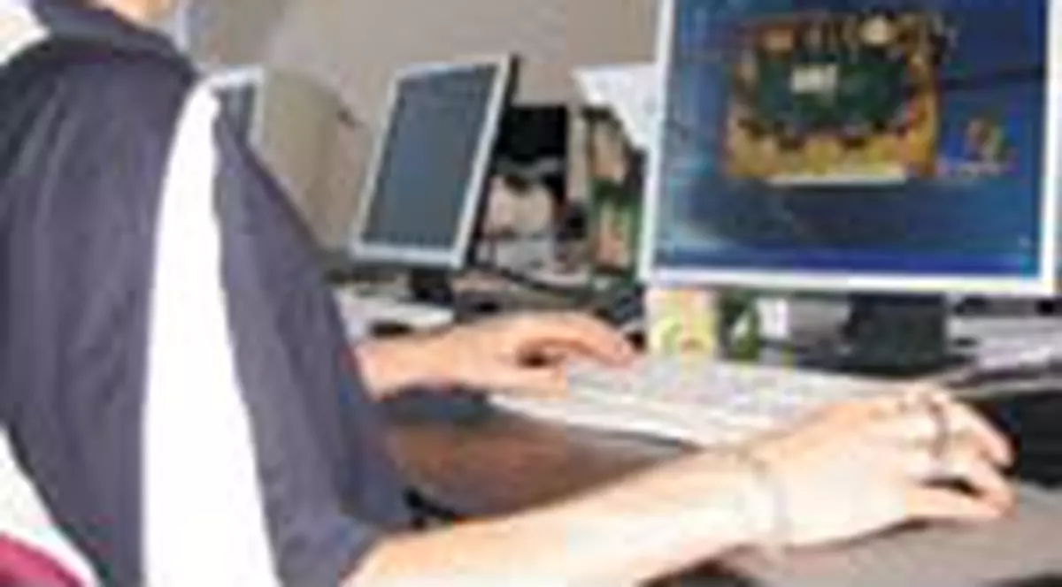 Castiga 4.000 $ in fiecare luna