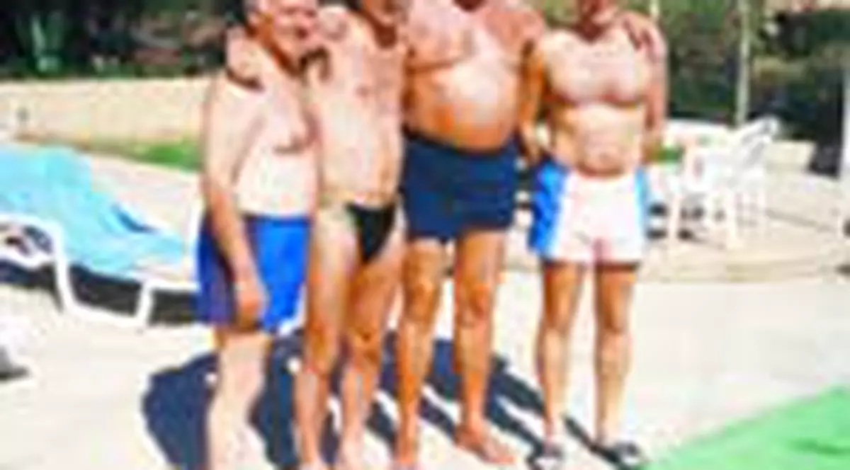 'I-am dat bani sa-si plateasca oamenii'