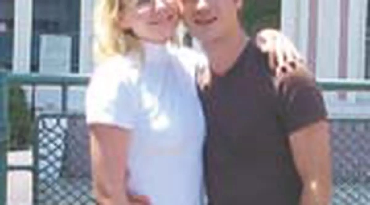 Si noi vrem sa ne casatorim ca ei!