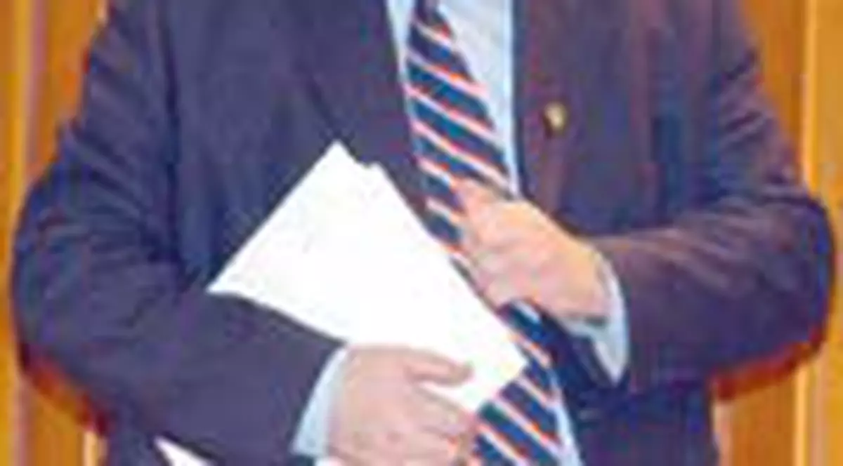 Demnitarii care au fentat moartea