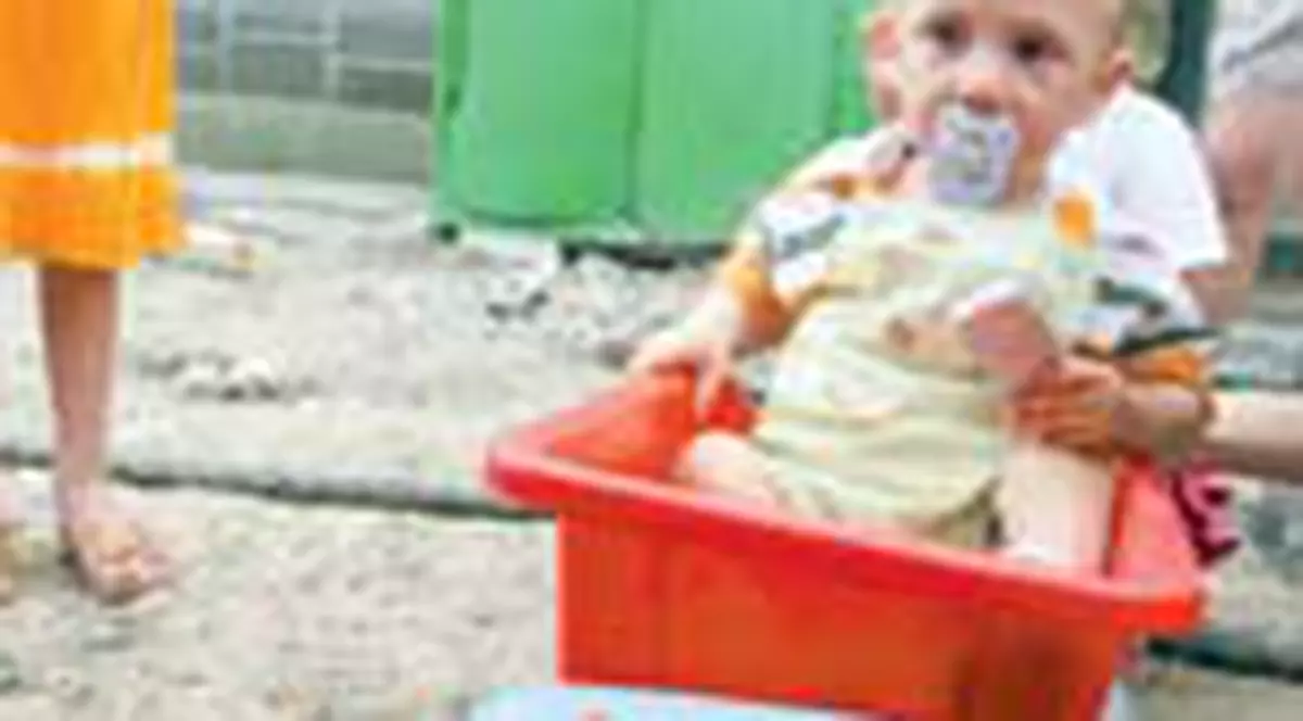 'Lumea vine sa-l atinga'