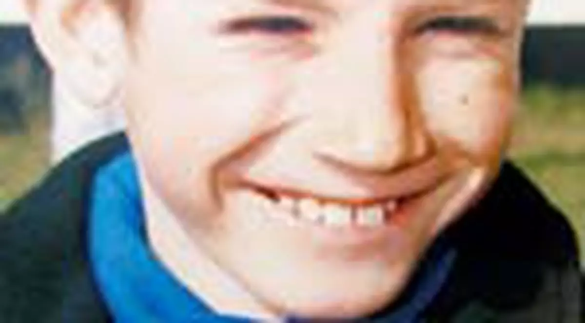 Strivit in scoala de un dulap cu carti